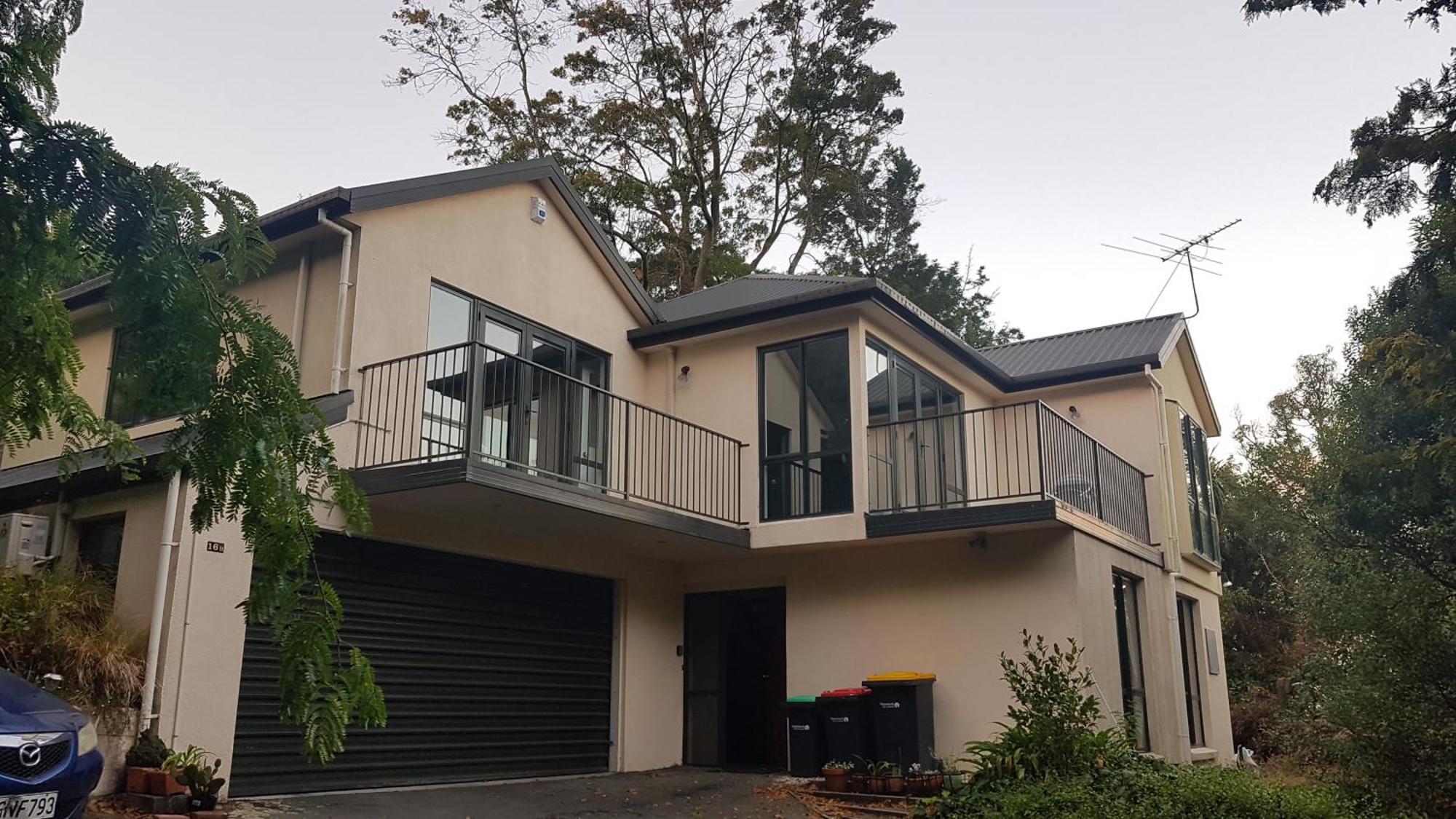 Tranquil Treehouse Villa Christchurch Buitenkant foto